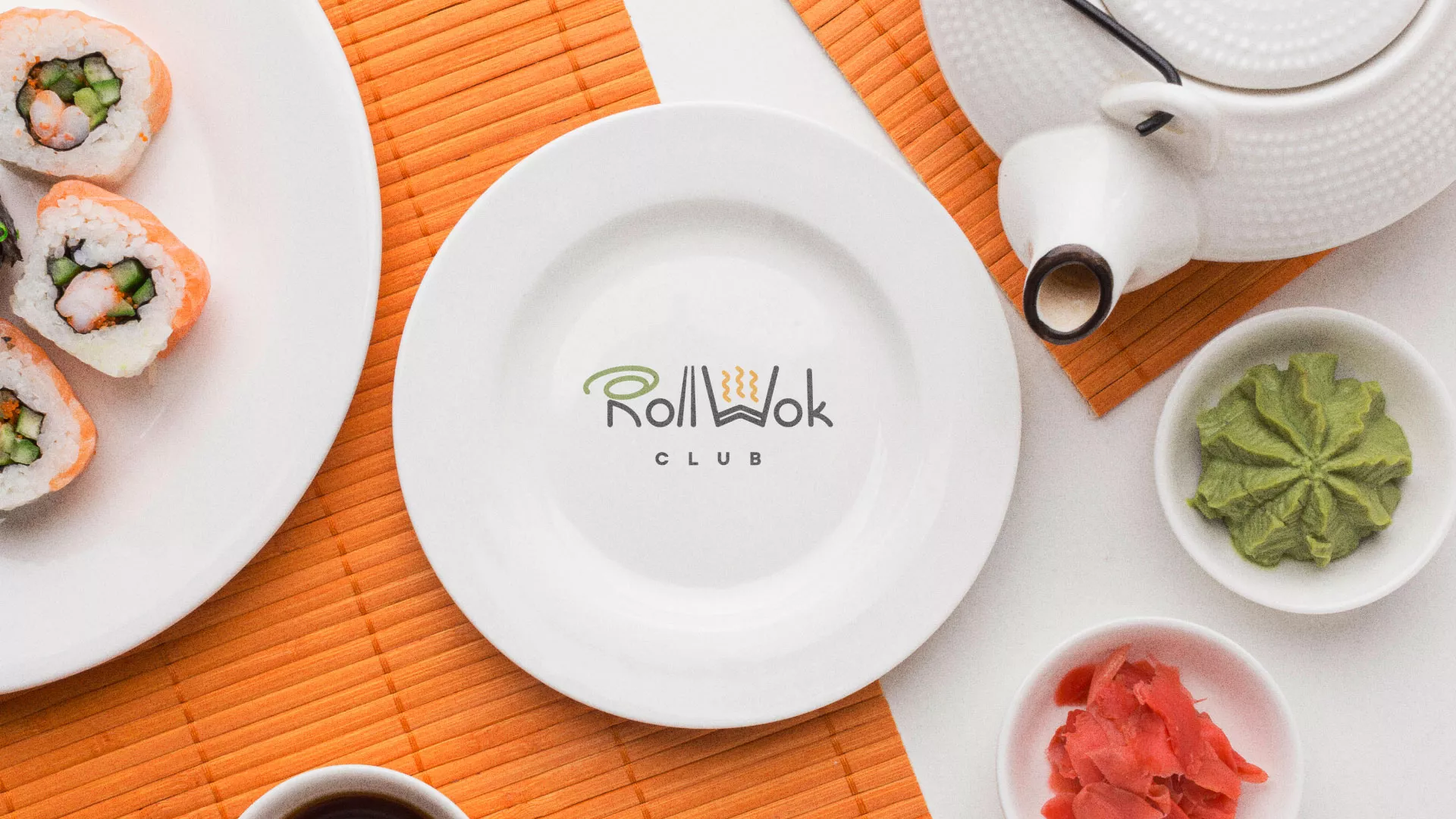 Разработка логотипа и фирменного стиля суши-бара «Roll Wok Club» в Чернушке